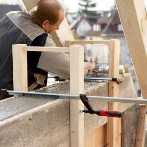 BESSEY, Menghină de strângere cu șurub din fontă maleabilă TGK-2K, Deschidere: 1500 mm - Img 2