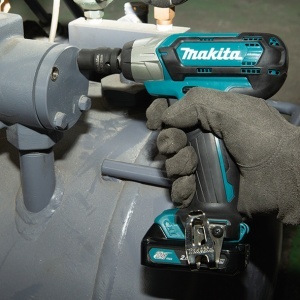Cheie de strans cu impact Makita CXT 12Vmax, 145 Nm, livrata fara acumulatori - Img 2
