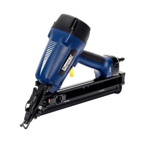 Masina de batut cuie in banda PRO PB161 kit, pneumatica, cuie 32 32-64mm, magazie capse inclinata 34, , tragaci secvential, duza evacuare reglabila 360, , 3 reductii, cheie hexagonala, 5000104
