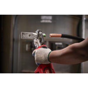 Masina hidraulica de sertizat cablu Milwaukee M18 HCCT-201C, domeniu presare 16-300 mm², livrata cu acumulatori, valiza - Img 8