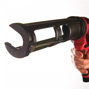 Pistol de silicon Milwaukee M12PCG/310C-201B, tub 310 ml, livrat cu acumulator, geanta