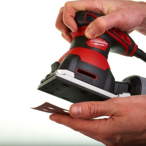 Slefuitor cu vibratii 220 V Milwaukee SPS 140, talpa 113x105 mm, 260 W, alimentare Retea 220-240 V - Img 6