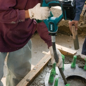 Vibrator Makita pentru beton 1200 mm fara acumulatori compatibil cu acumulatori Li-Ion LXT 18V - Img 3
