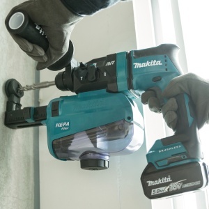Ciocan rotopercutor Makita LXT 18V cu sistem de extractie a prafului, SDS-PLUS, 1,7 J, fara acumulatori - Img 2