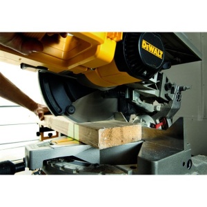Fierastrau circular cu banc Dewalt D27113, 1600 W, diametru panza 305 mm - Img 4