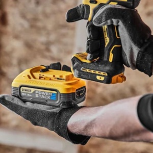 Masina de gaurit si insurubat cu percutie DeWalt DCD805H2T, max 90 Nm, cu 2 acumulatori Powerstack 18V / 5.0Ah, in valiza de transport - Img 6