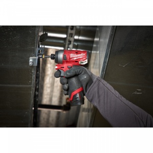 Masina de insurubat cu impact Milwaukee FUEL M12 FID-0, cuplu 147 Nm, neechipata