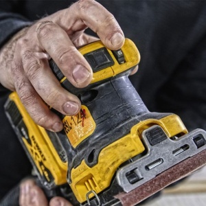 Masina de slefuit cu vibratii Dewalt DCW200NT, compatibila cu acumulatori Li-Ion 18 V / 54 V, 108 x 115 mm, 8000-13500 rpm, cutie TSTAK - Img 6