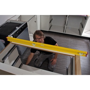 R300 de 122 cm, nivela profesionala cu 3 bule, Stabila - Img 7