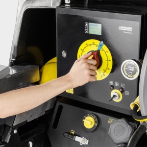 Aparat de spalat cu presiunei si incalzire, Karcher, tip HDS 17/20 Trailer - Img 4