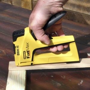 Capsator manual Stanley FMHT6-70411, pentru capse tip: A 6-14 mm, 7 12-14 mm, J 12-15 mm, 9 15 mm - Img 3