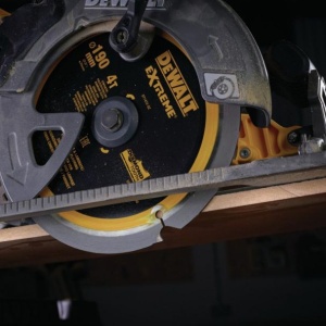 Disc Dewalt DT1472 pentru fierastrau circular, D 190x30x1.8 mm, 4 dinti, taiere fibrociment, seria Extreme - Img 2