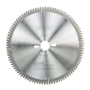 Disc Dewalt DT4282 pentru fierastrau circular, D 250x30x3.0 mm, 96 dinti, pentru taiere aluminiu, seria Extreme