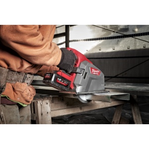 Fierăstrău circular metal M18 FUEL™ 66 mm Milwaukee M18 FMCS66-121C, alimentare cu acumulator - echipat - Img 9