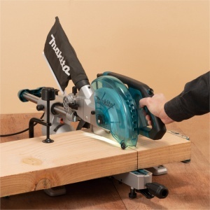 Fierastrau cu glisare pentru taieri drepte Makita, inclinate si in unghi, 216 mm, 1.200 W - Img 2