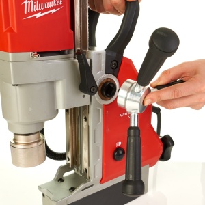 Masina de gaurit cu talpa magnetica Milwaukee MDP41, diametru gaurit metal 41 mm, magnet permanent, alimentare Retea 220-240 V - Img 7