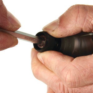 Masina de insurubat hidraulica cu impact 1/4″ Milwaukee FUEL M18 SURGE FQID-0, cuplu 50 Nm, livrata fara acumulator - Img 5