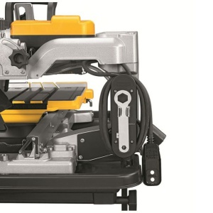 Masina de taiat in mediu umed cu disc diamantat Dewalt D24000, 1600 W, diametru disc 250 mm, pentru marmura, granit si placi ceramice - Img 6