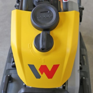 Placa compactoare unidirectionala Wacker Neuson BPS1550BW, motor benzina Briggs & Stratton, 15 kN, rezervor apa 8L, 750 m²/h - Img 7