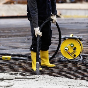 Vibrator de beton compatibil cu convertizor Wacker Neuson IREN 45/042/10, cap vibrant 45 mm, lungime furtun 10 m, frecventa 200 Hz - Img 2