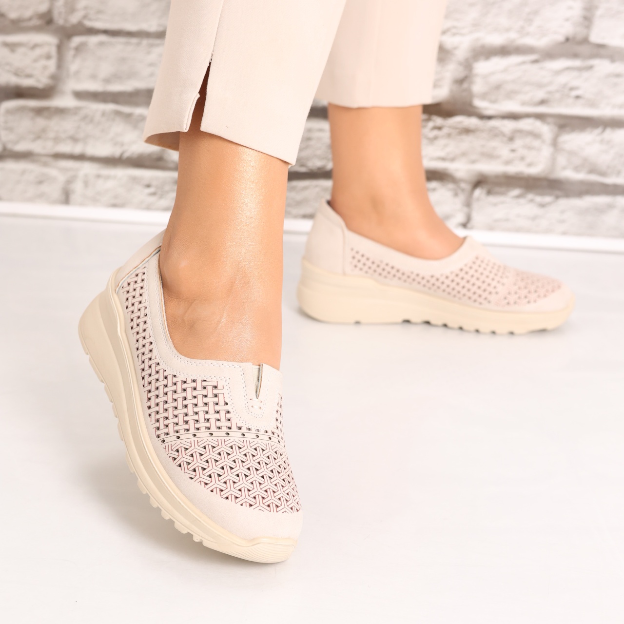 Pantofi dama casual Bej din Piele Ecologica Sonita - 2 | YEO