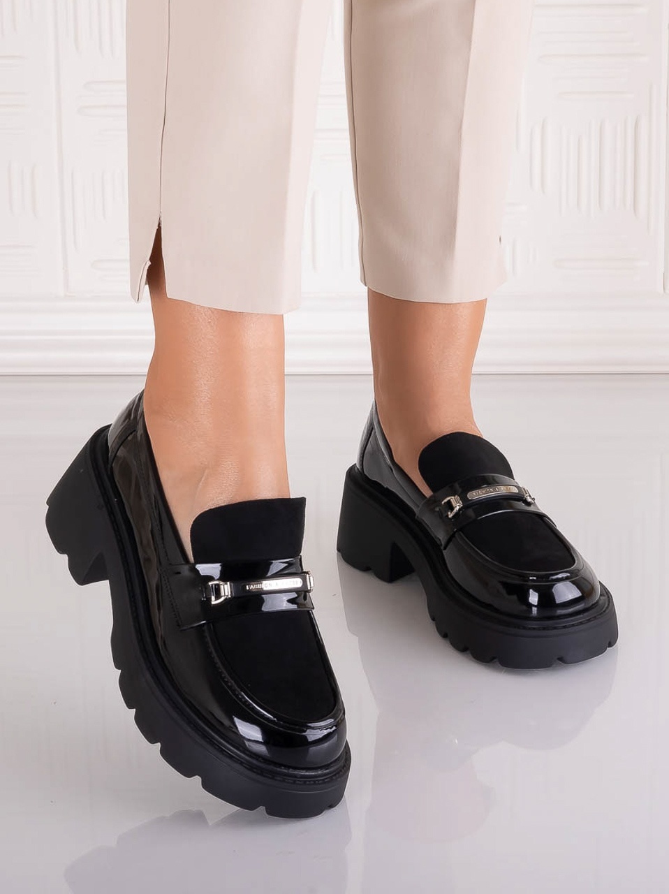 Pantofi dama casual Negri din Piele Ecologica Lacuita Catilea - imagine 6