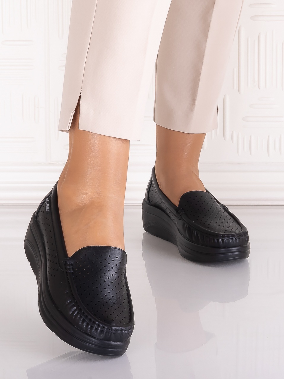 Pantofi dama casual Negrii din Piele Naturală Anastassia - imagine 4