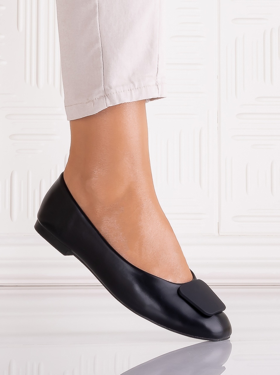 Pantofi dama Negrii din Piele Ecologica Yolandia - imagine 3