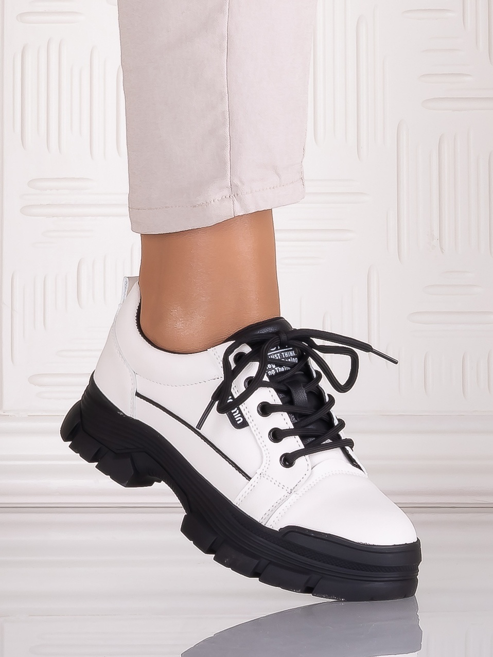 Aceasta este imaginea corespunzatoare acestui obiect