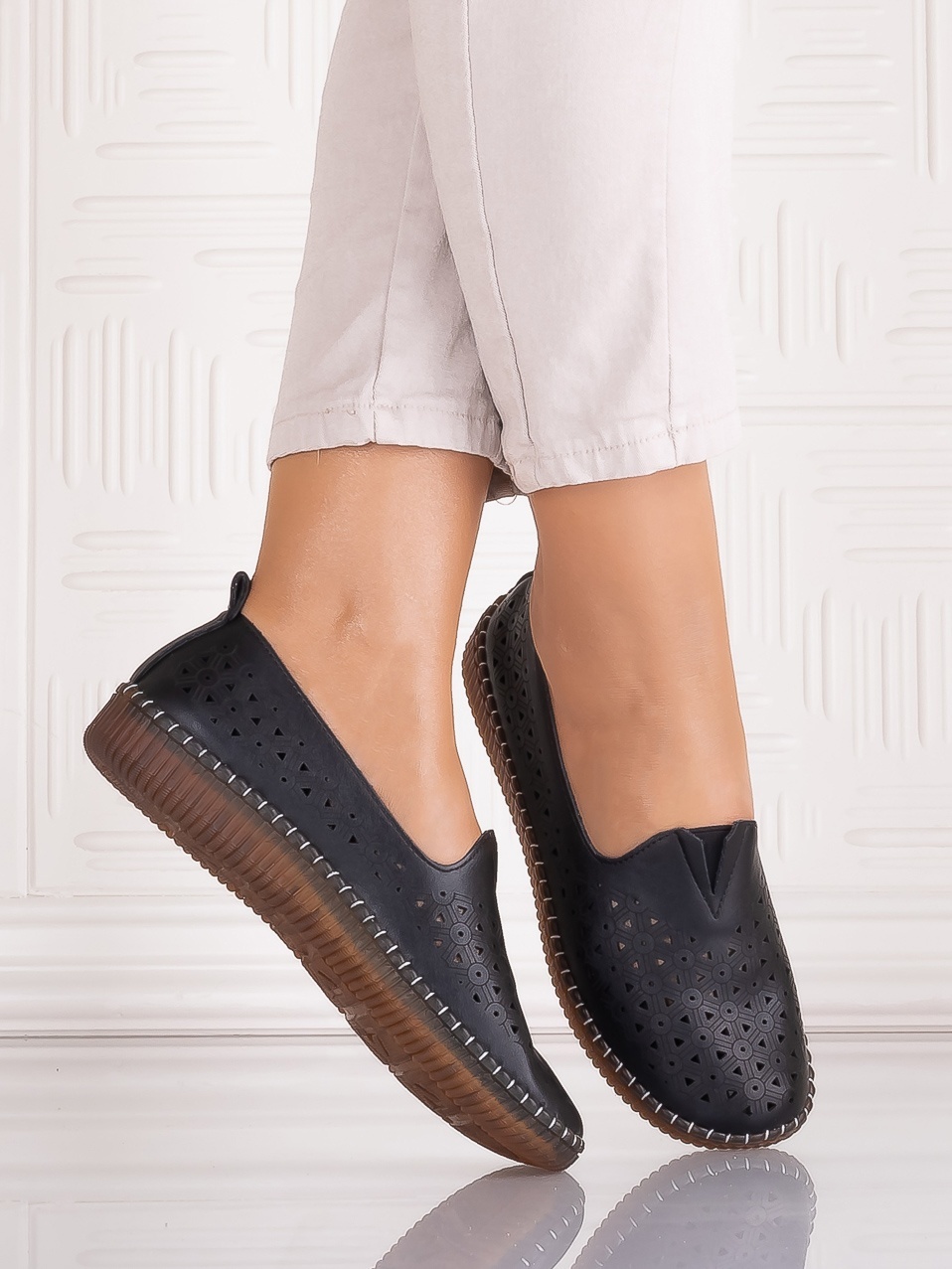 Pantofi casual Negrii dama din Piele Ecologica Belvina - imagine 2