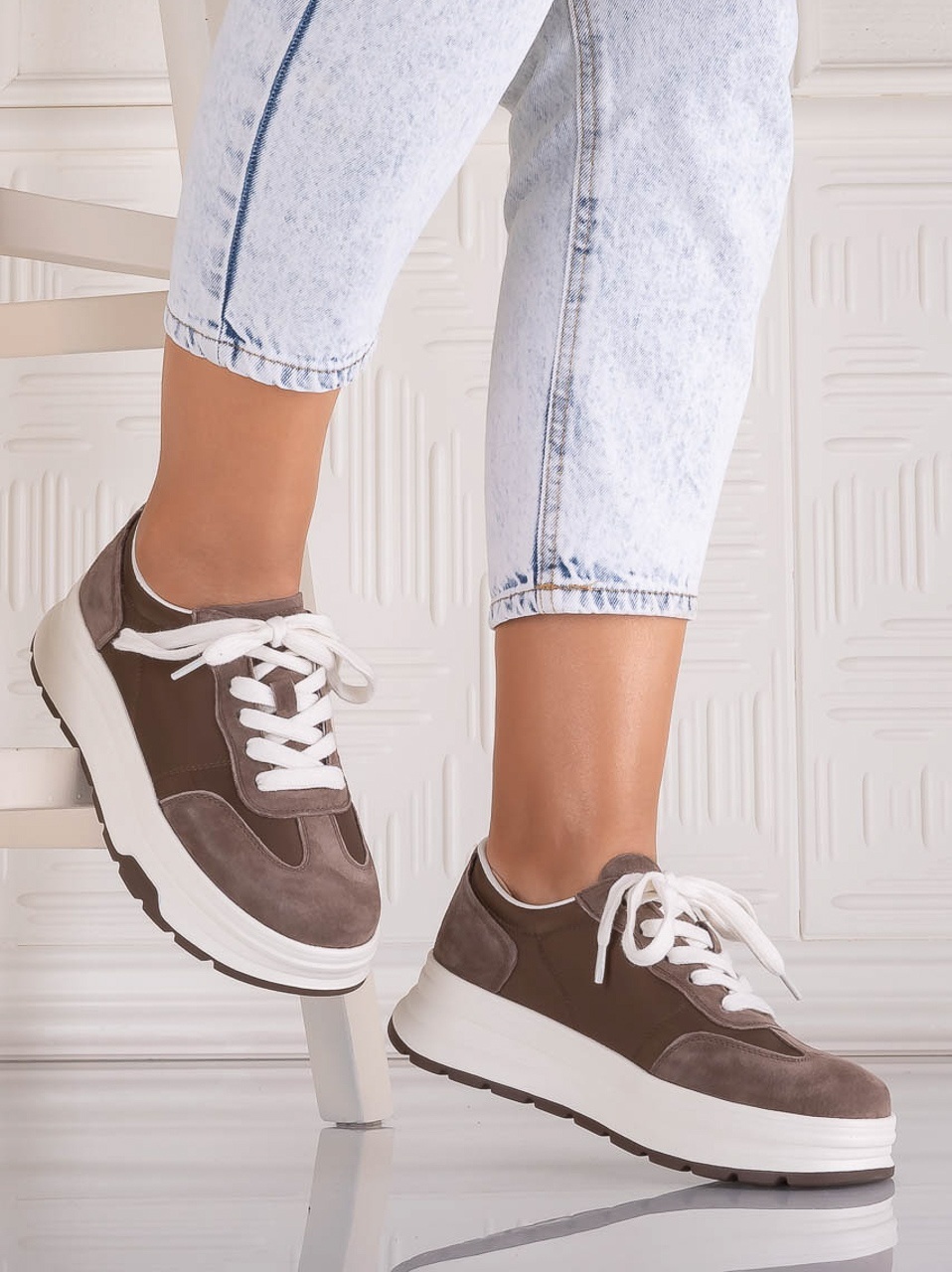 Aceasta este imaginea corespunzatoare acestui obiect