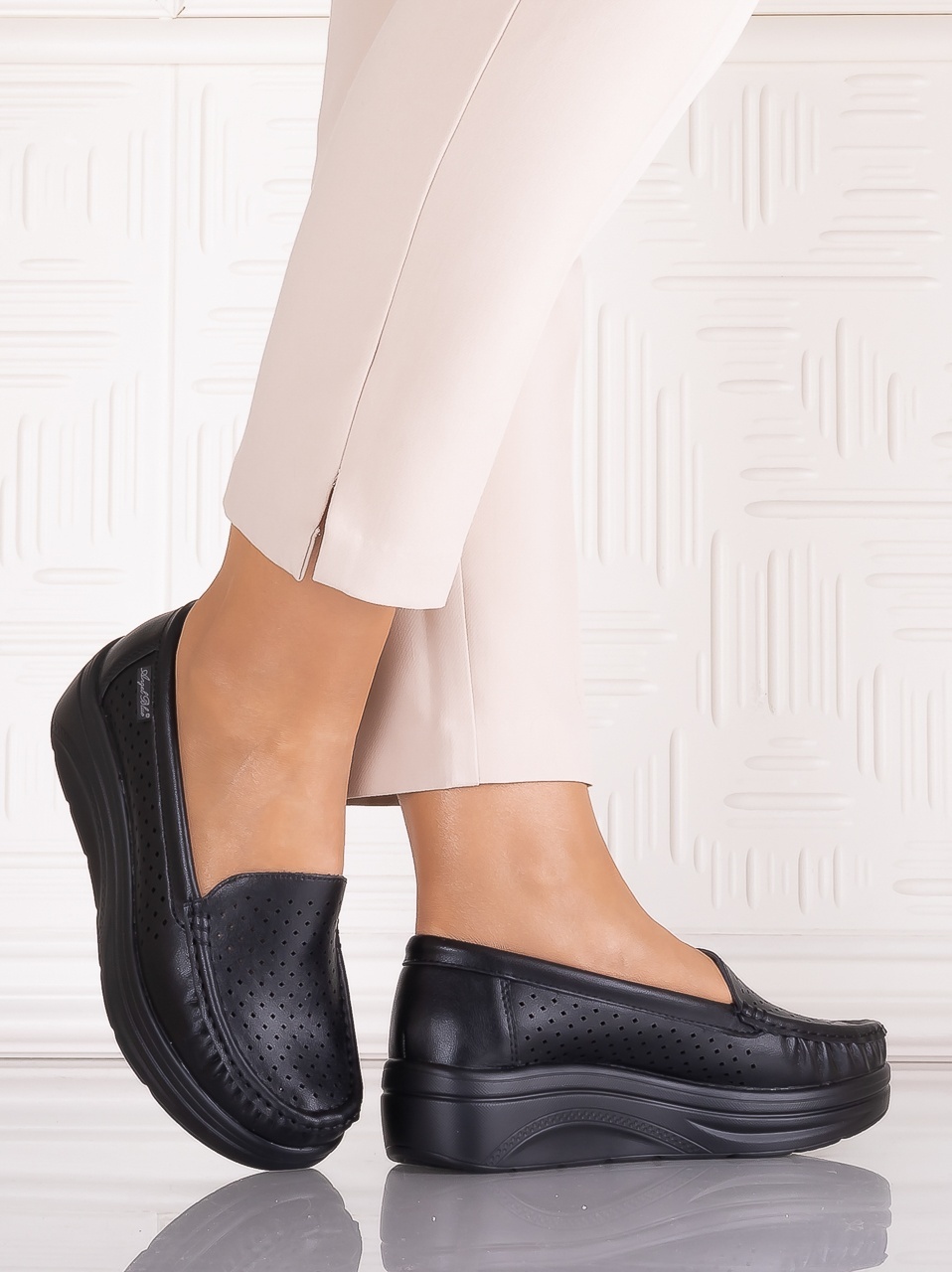 Pantofi dama casual Negrii din Piele Naturală Anastassia - imagine 2