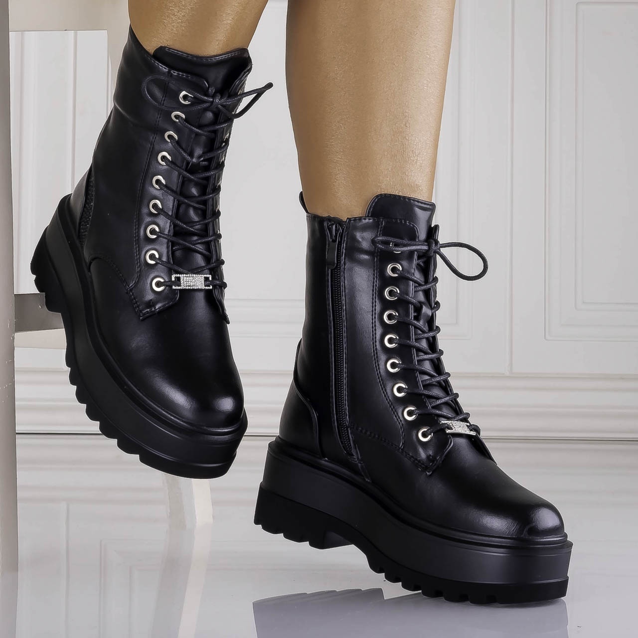 Aceasta este imaginea corespunzatoare acestui obiect