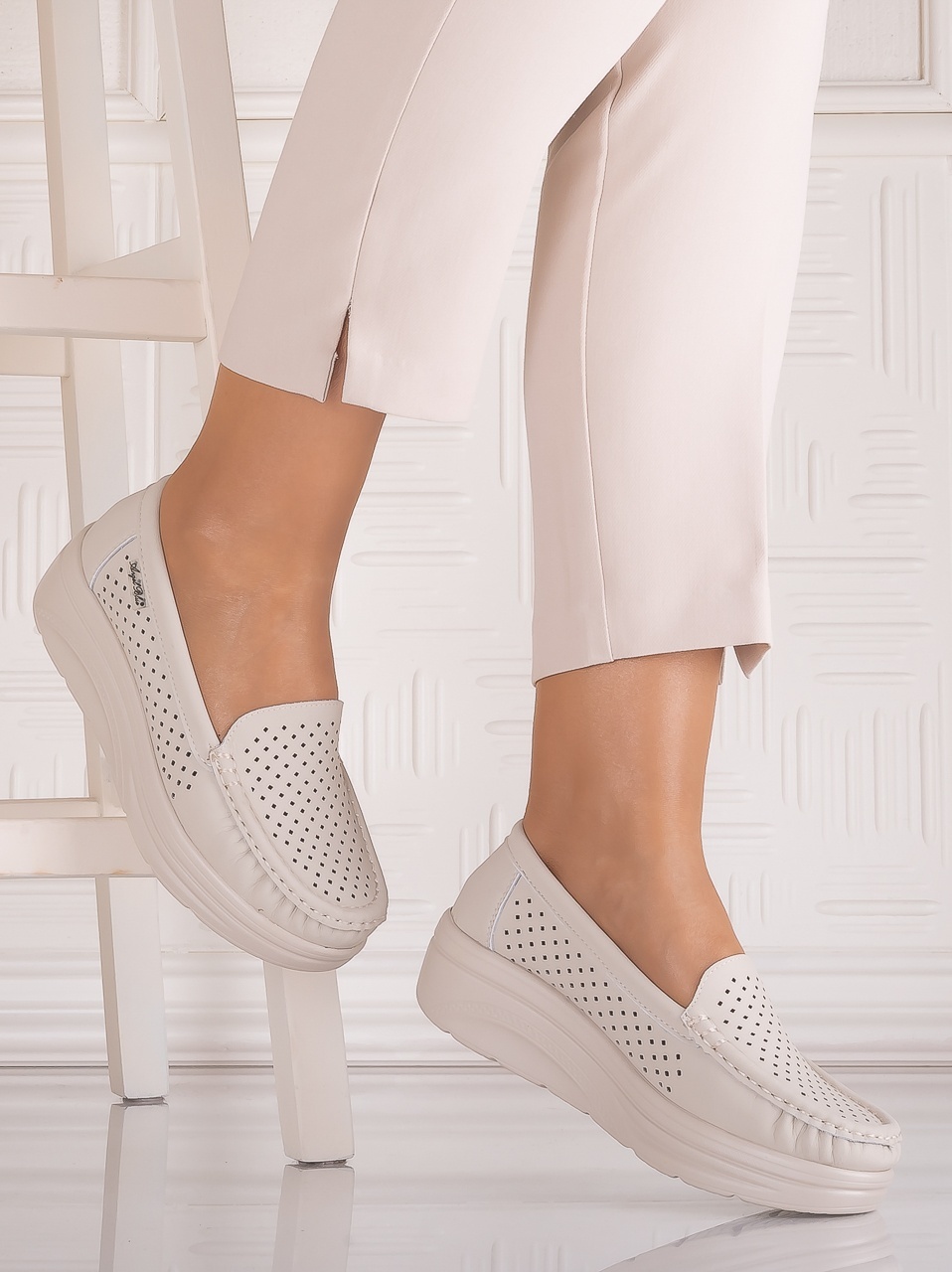 Pantofi dama casual Bej din Piele Naturală Anastassia - imagine 3
