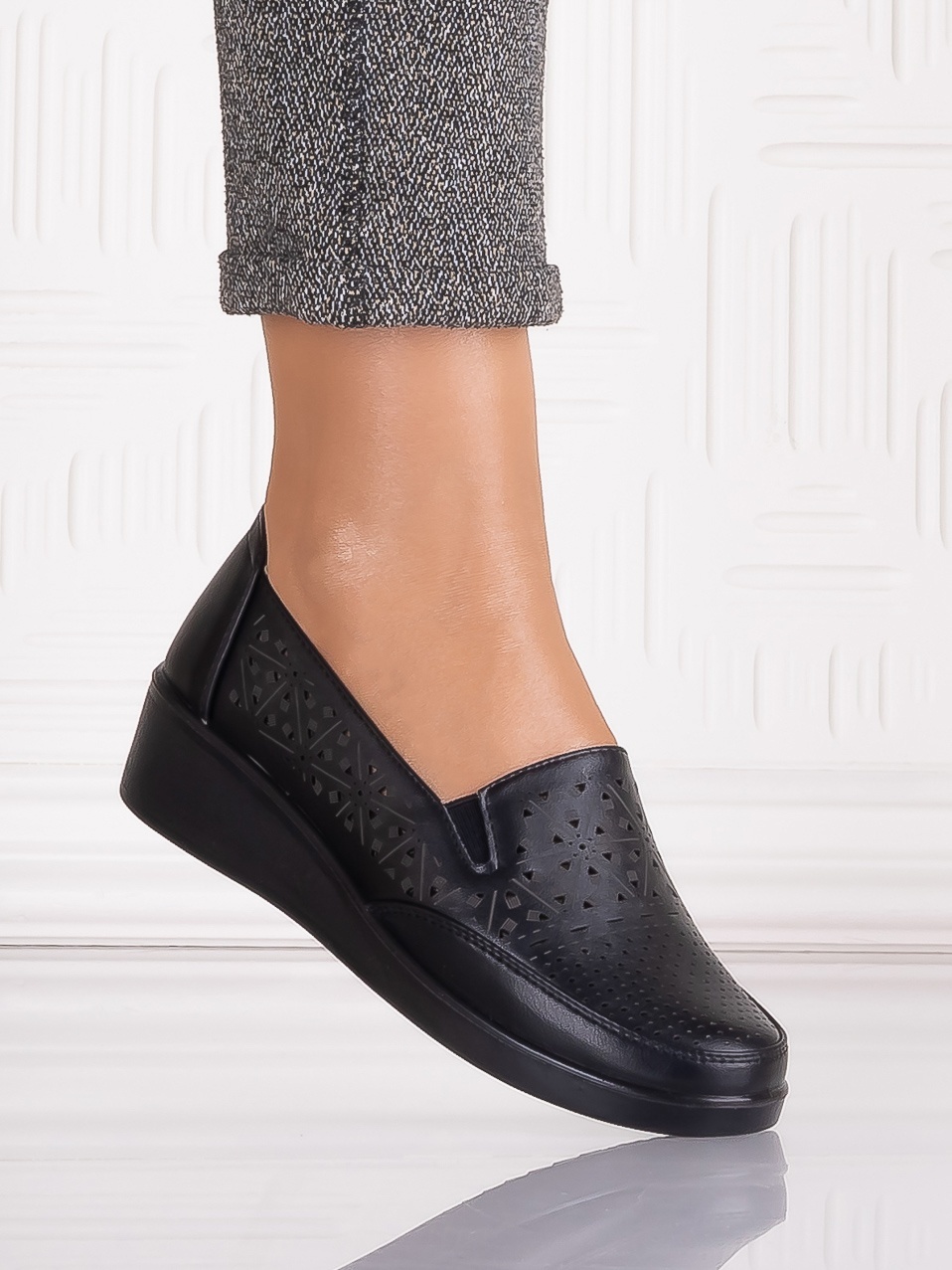 Pantofi casual Negrii dama din Piele Ecologica Aveline - imagine 3