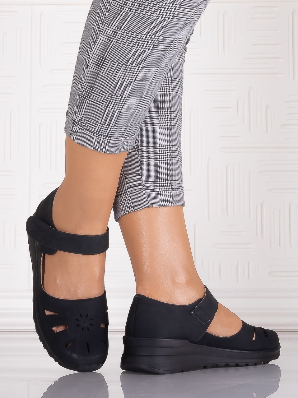 Pantofi dama casual Negrii din Piele Ecologica Yosama - imagine 4