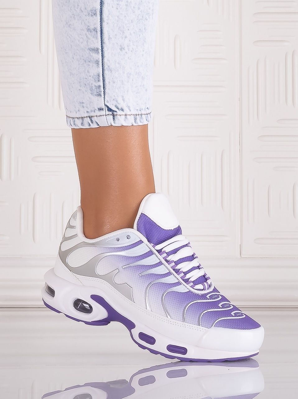 Aceasta este imaginea corespunzatoare acestui obiect