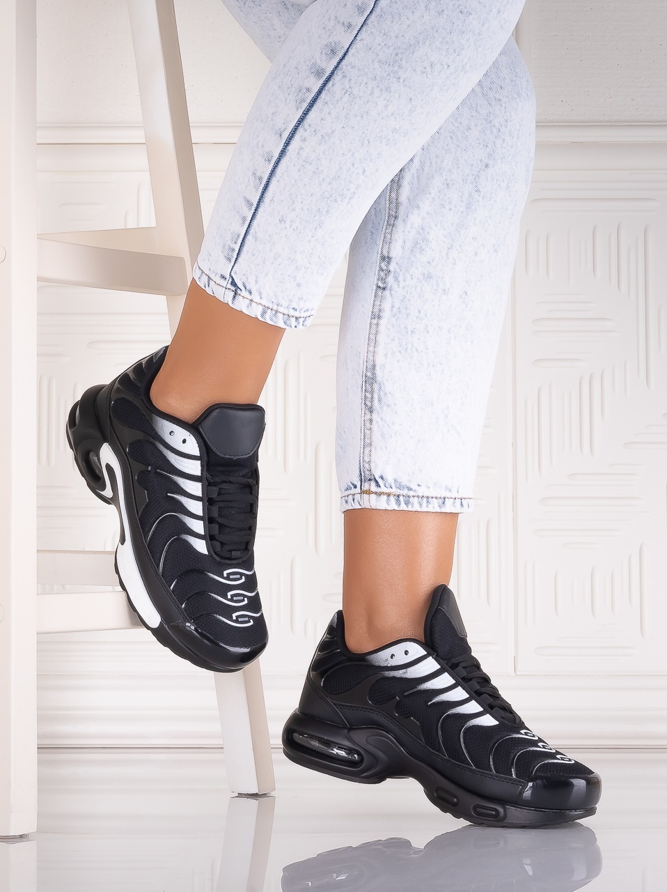 Adidasi dama Negru/alb din Textil Nikona - imagine 3