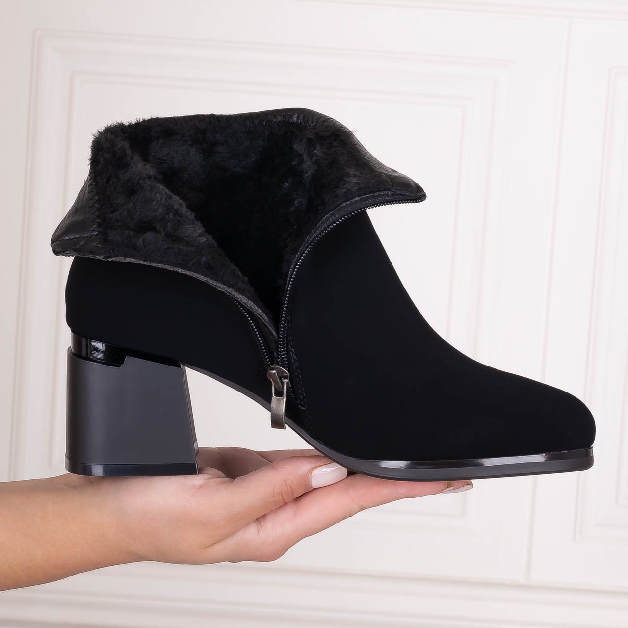 Aceasta este imaginea corespunzatoare acestui obiect