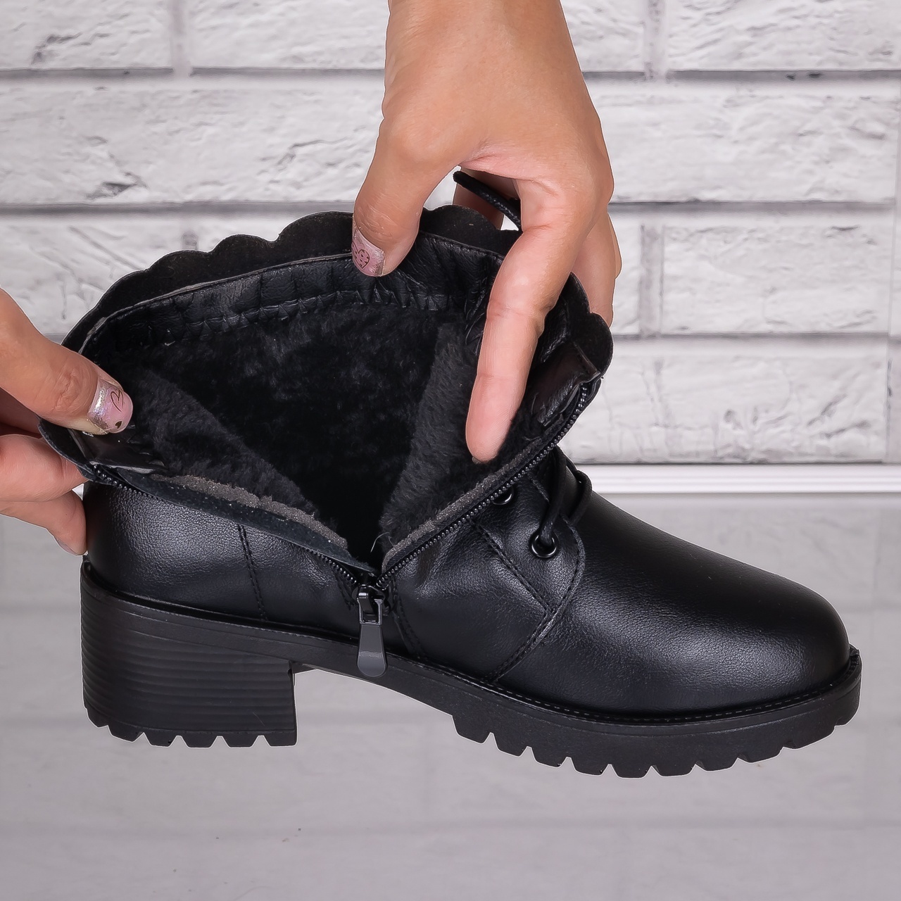 Ghete Dama Imblanite Negre din Piele Ecologica Alamir - 3 | YEO