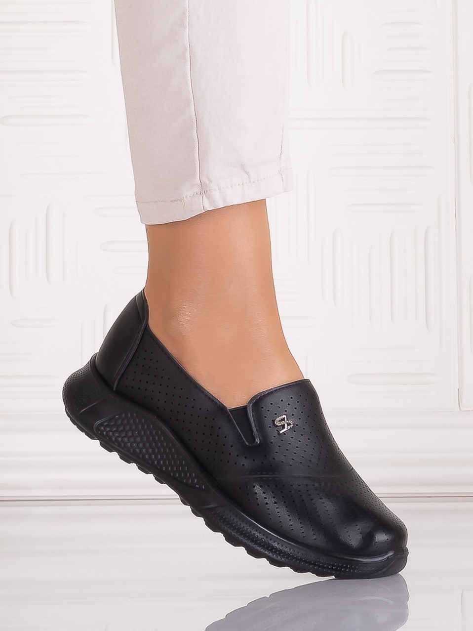 Pantofi casual Negrii dama din Piele Ecologica Aurasta - imagine 2