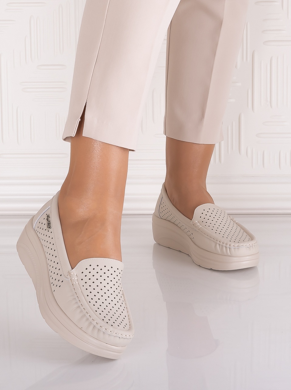 Pantofi dama casual Bej din Piele Naturală Anastassia - imagine 4