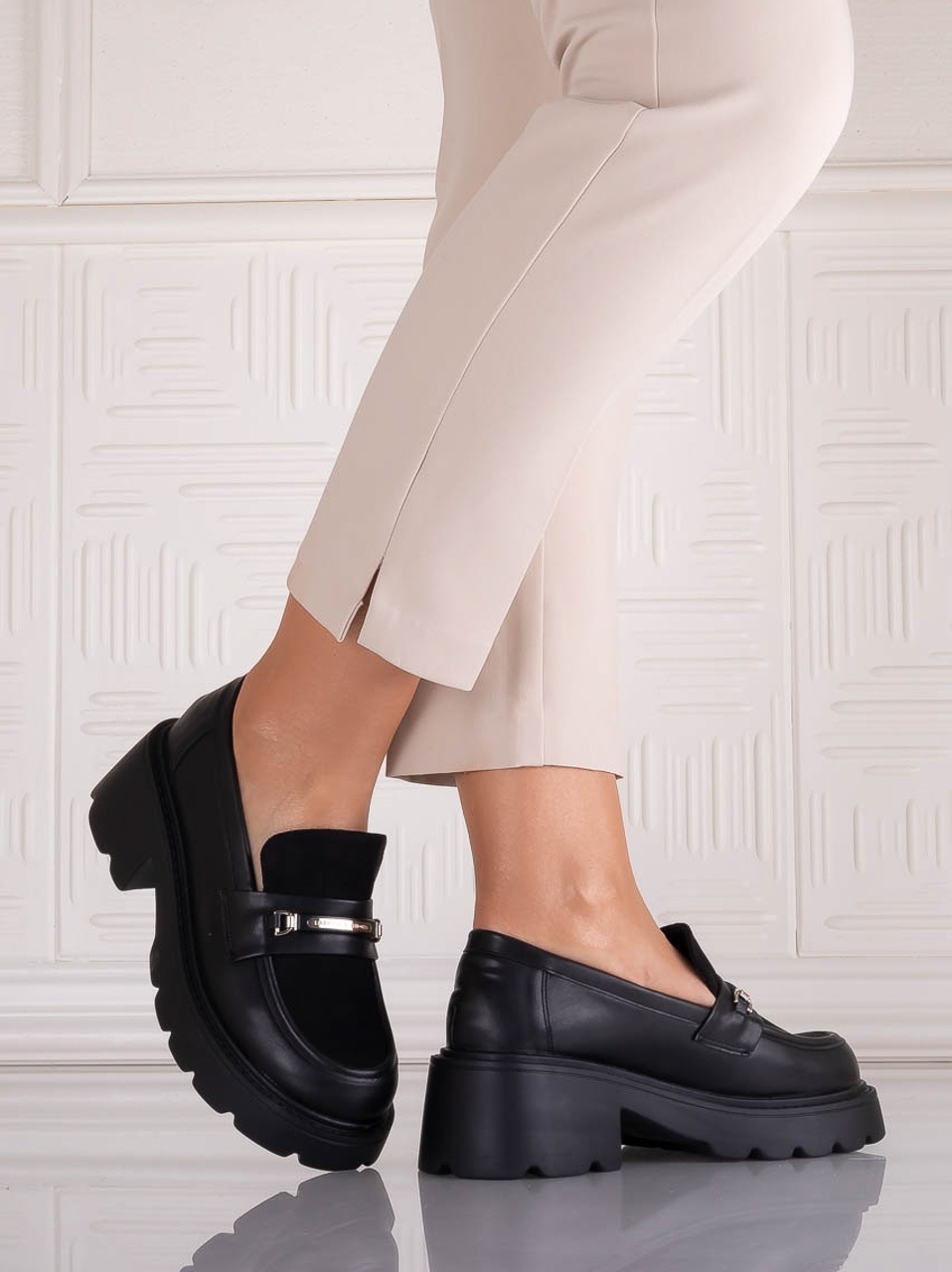 Pantofi dama casual Negri din Piele Ecologica Catilea - RORA - imagine 2