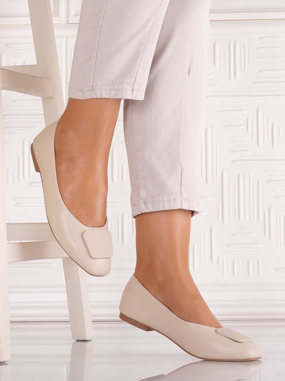 Pantofi dama Crem din Piele Ecologica Yolandia - imagine 4