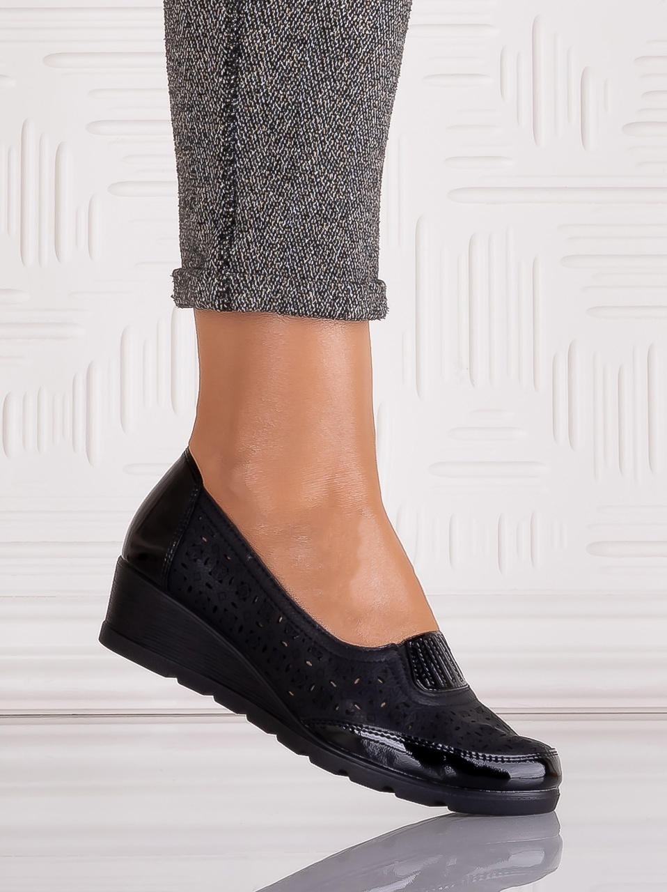 Pantofi dama Negrii din Piele Ecologica Masonia - imagine 3