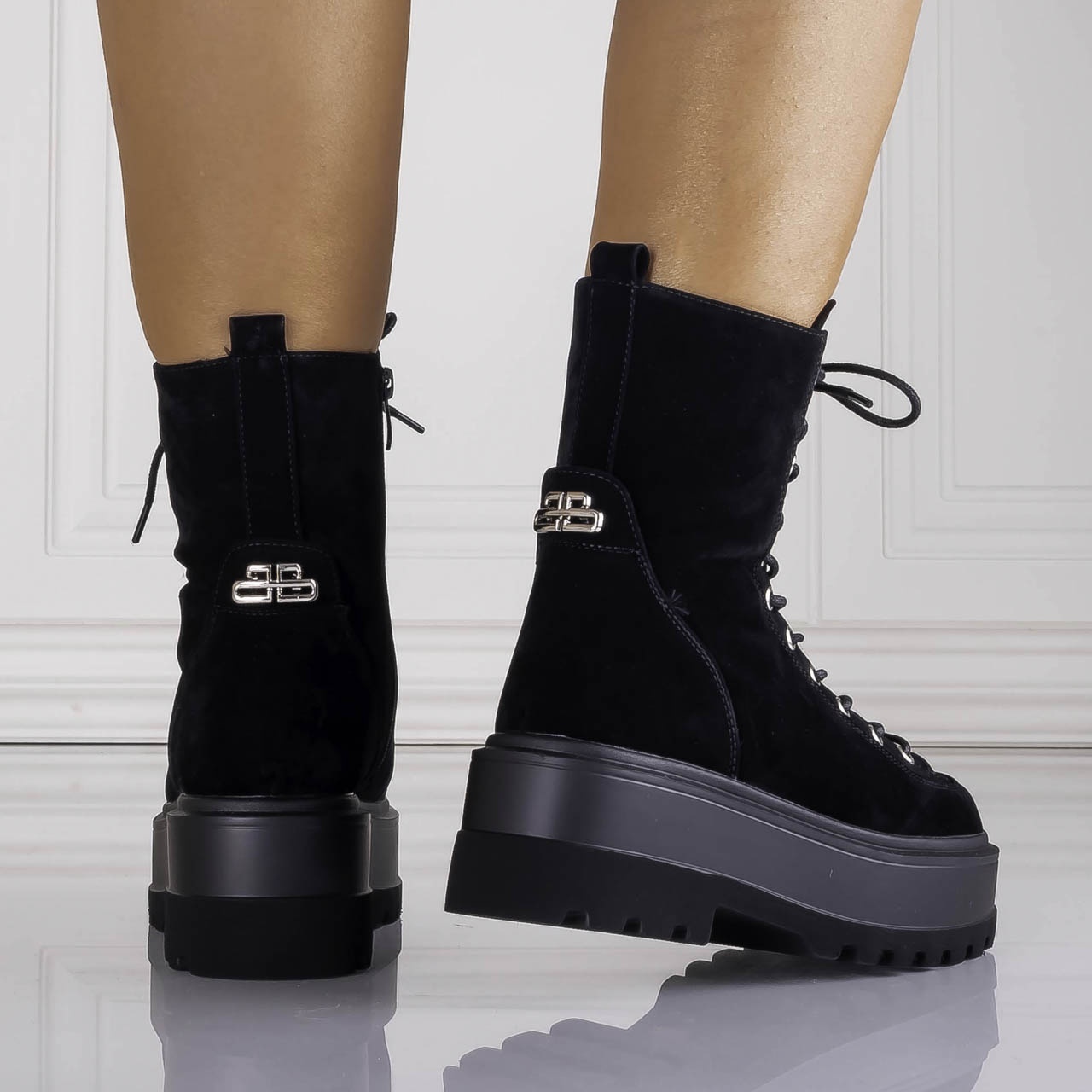 Aceasta este imaginea corespunzatoare acestui obiect