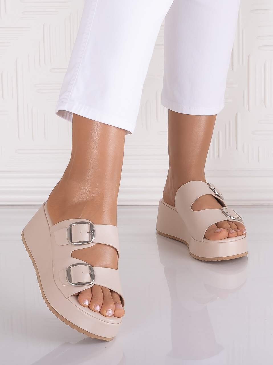 Papuci dama Bej cu platformă din Piele Ecologica Strinca - imagine 5