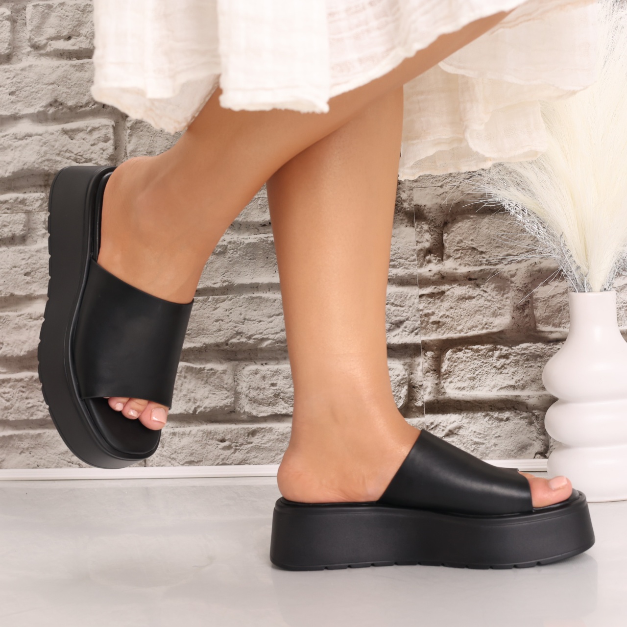 Nou Botinelli Dama cu platforma Negri din Piele…