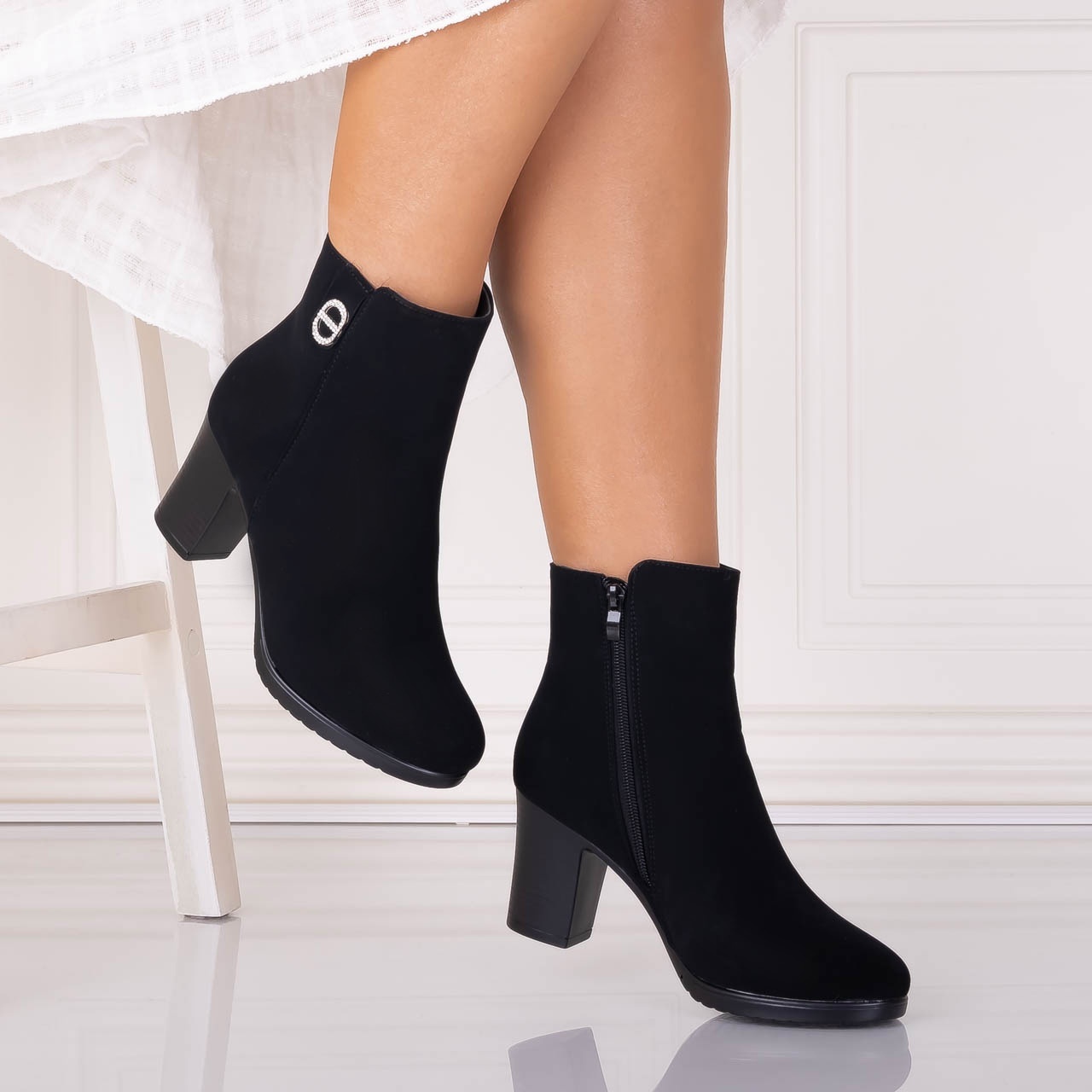 Botine Dama Imblanite Negre din Piele Ecologica Intoarsa Delois