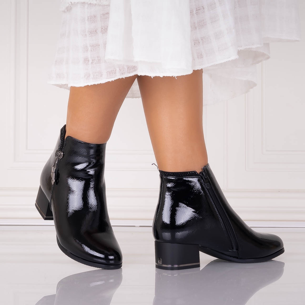 Botine Dama Imblanite Negre din Piele Ecologica Lacuita Aemala - 2 | YEO